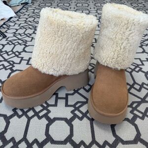 UGG Classic New Heights Cuffable Platform Fur Shearling Boots Chestnut Sz 11